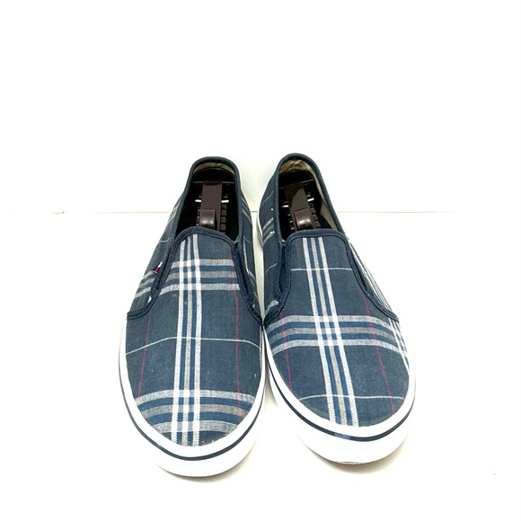 Girls Flats - Picture 2 of 10